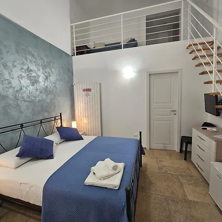 Couette-café ètoile Salento 4*